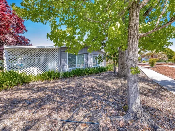 80 Sequoia Circle, Santa Rosa, CA 95401