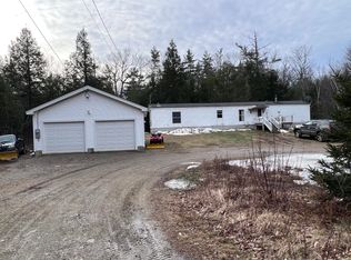 47 Bog Rd, Dresden, ME 04342