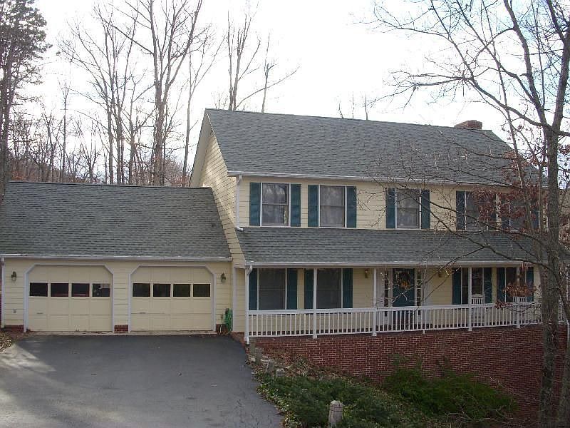 1st image of 4325 Fox Croft Cir