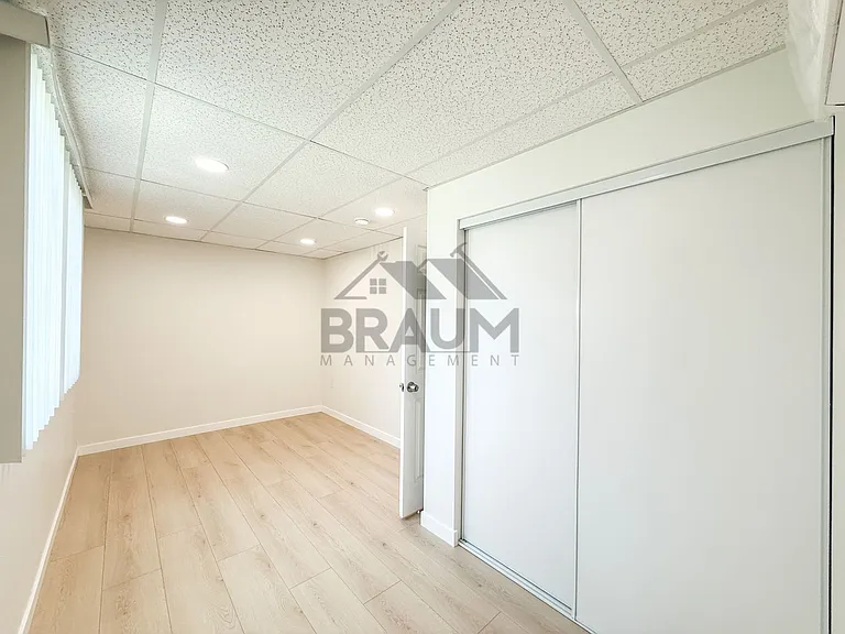 11459 COLLINS ST. — Photo 12