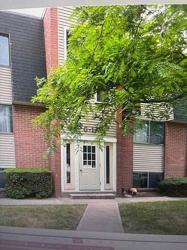 216 Moore Rd Photo 1
