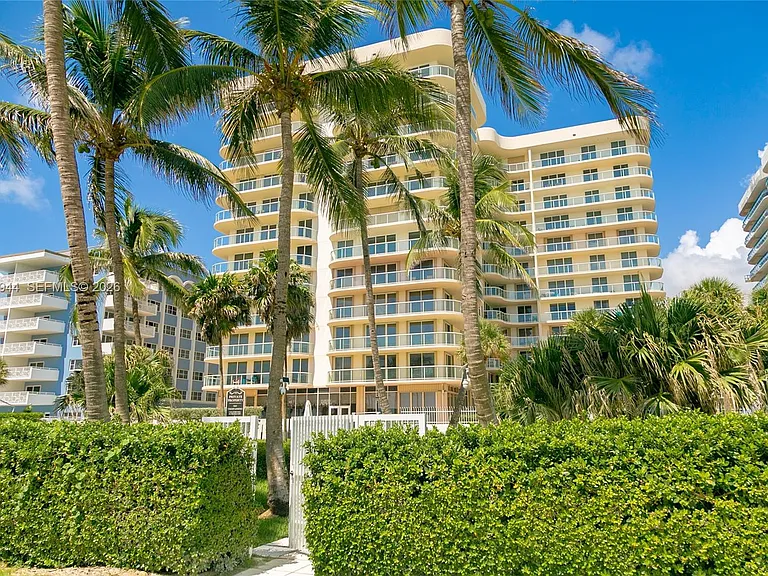 8855 Collins Ave #6F — Photo 25