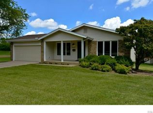 3345 Kingsley Dr, Florissant, MO 63033