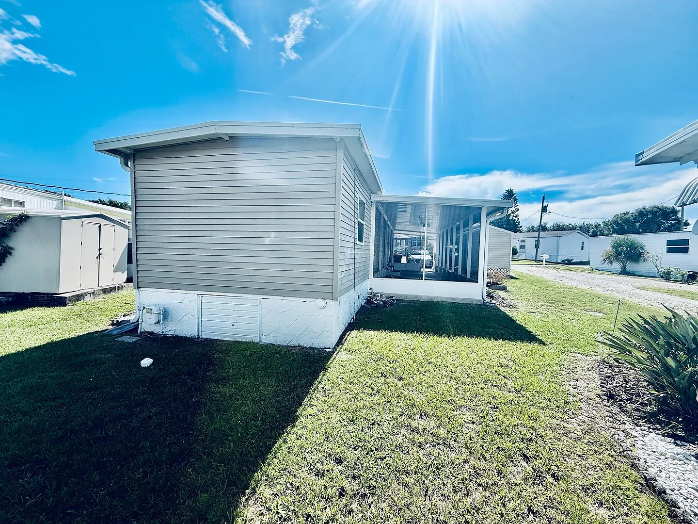 2/1 Charming 55+ Mobile Home Partially Furnished for Rent 1419 Turkey Creek Dr, Palm Bay, FL 32905 — Photo 4
