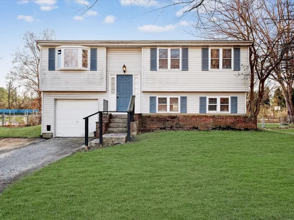 8817 Depot Dr, Indianapolis, IN 46217