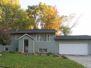 1502 Grand St, Webster City, IA 50595