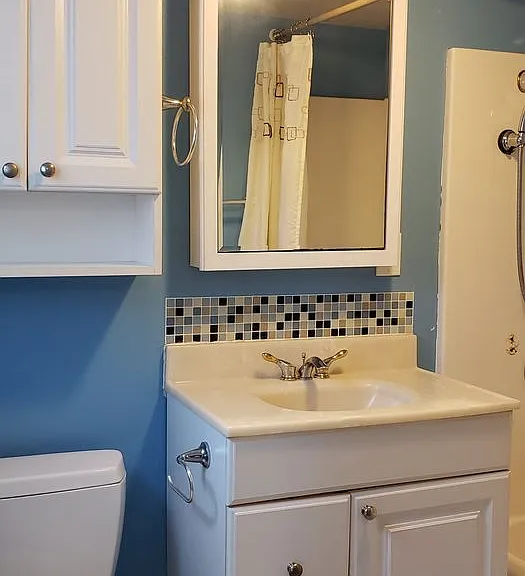 7105 Pearson St — Photo 11