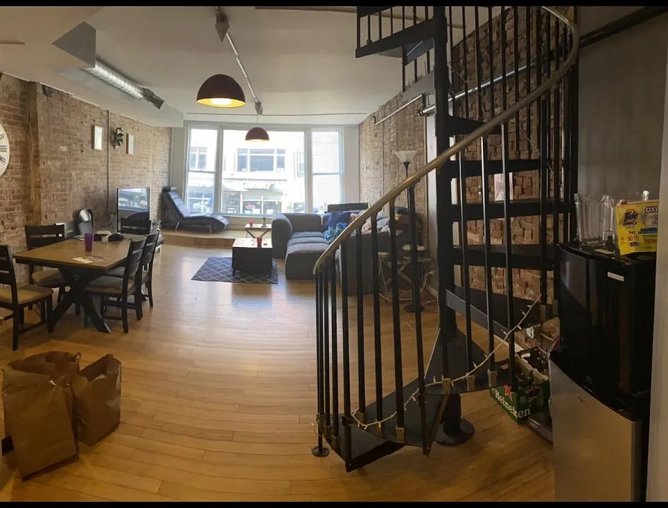 40 Court St #B
