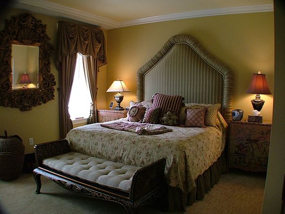 Elegant Master Bedroom