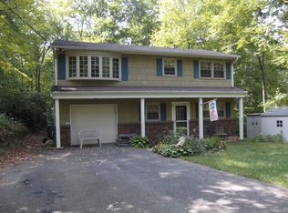 9 Side Hill Trl, Andover, NJ 07821