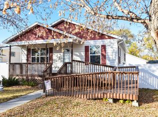 902 27th St N, Fargo, ND 58102
