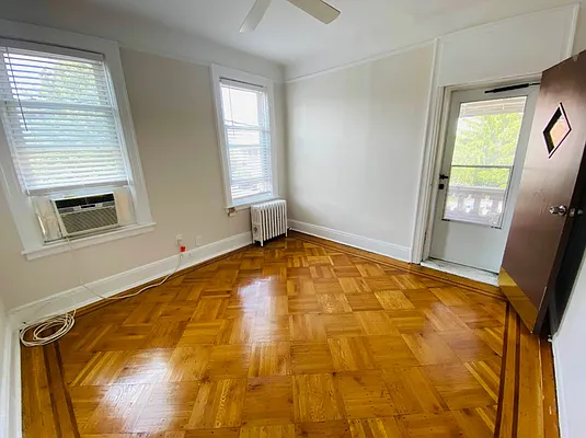 Rented by Compass | media 14