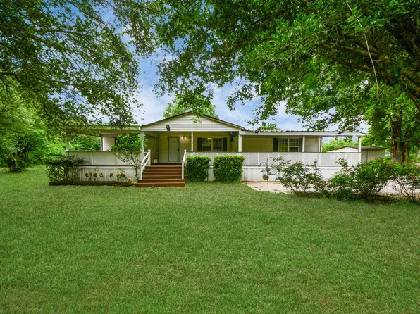 18303 James Rd, Hockley, TX 77447