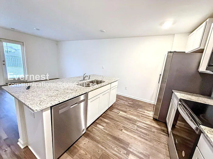 241 Koslin Loop — Photo 3