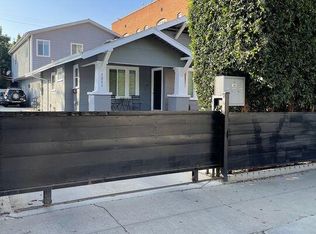 1209 N Beachwood Dr, Los Angeles, CA 90038