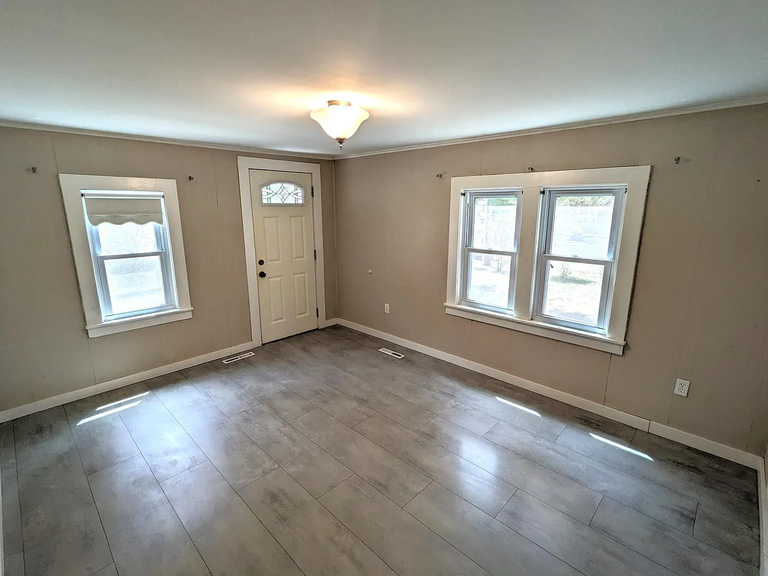 3 bed, 1047 sqft, $1,450 — Photo 4