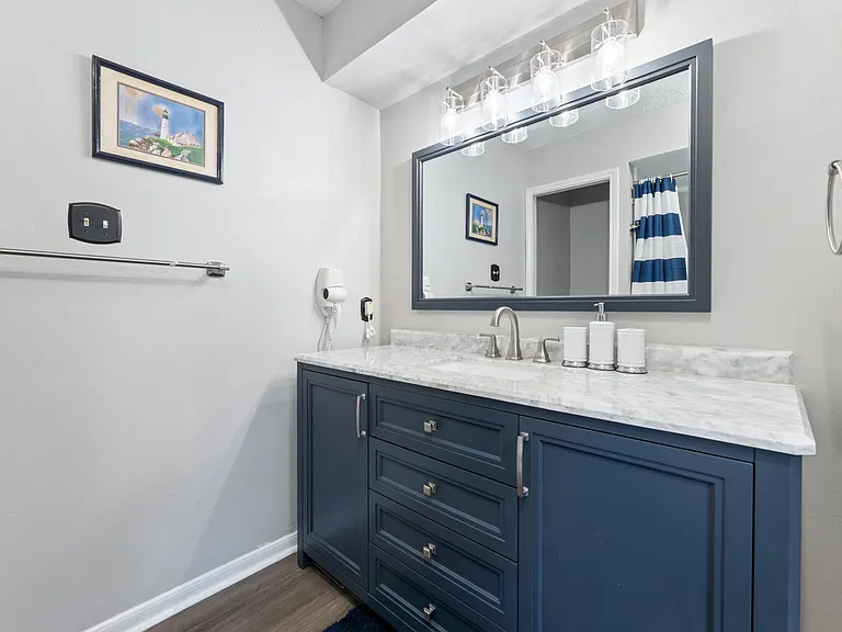 9123 Kerr Dr — Photo 52