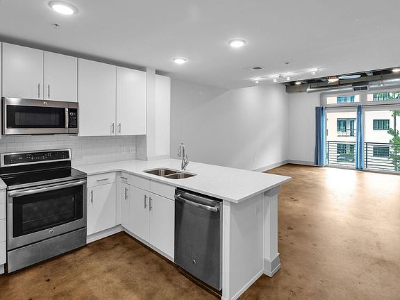 5th image of 1300 Saint Marys St #402