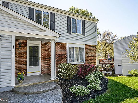 3rd image of 13717 Cabells Mill Dr