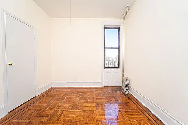 Rented by Modern Spaces | media 15