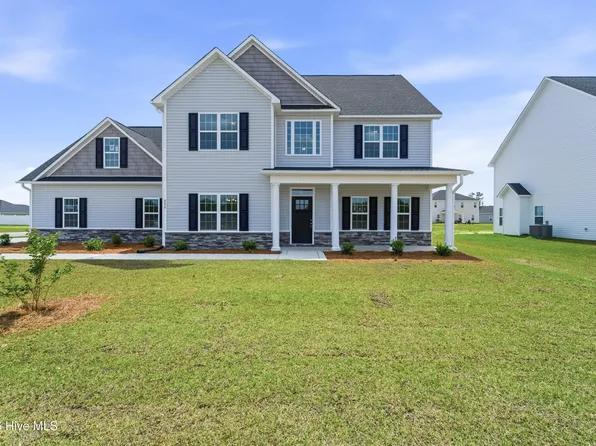 800 Maritime Way, Jacksonville, NC 28546