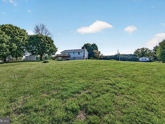 3rd image of 4715 Green Valley Rd