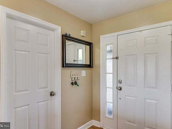 5th image of 458 W Harvest Ln