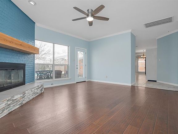 5th image of 2214 Dana Dr