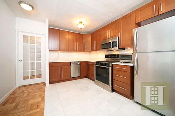 Rented by Halstead Real Estate | media 10