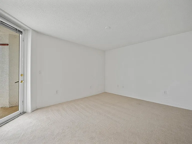 820 Del Rio Way #504 — Photo 28