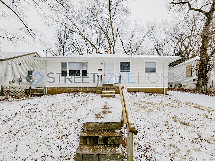 1st image of 421 S Dade Ave