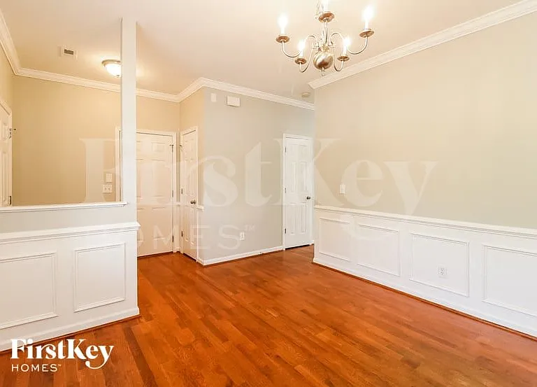 6000 Black Willow Dr — Photo 4