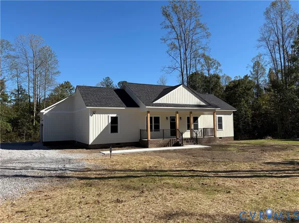 15205 Lebanon Rd, Disputanta, VA 23842
