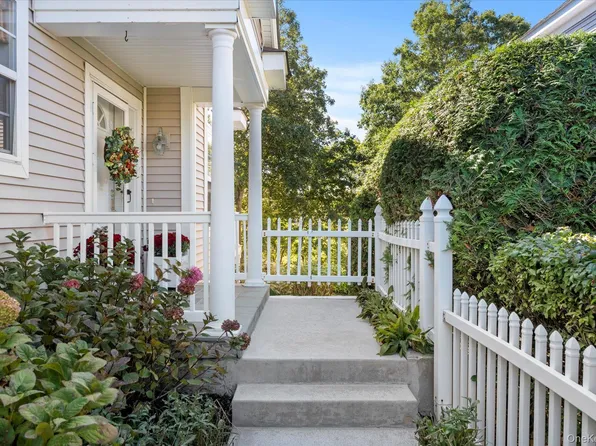 48 Dune Drive, Jamesport, NY 11947