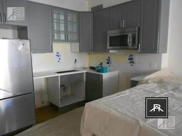1 bed, 1.0 bath, $3,350 — Photo 2