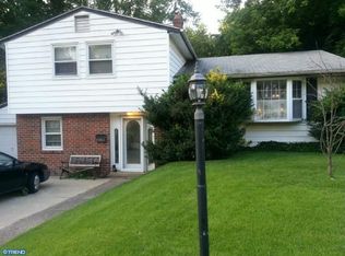 643 Charette Rd, Philadelphia, PA 19115