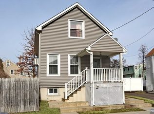 31 Barbour St, Haledon, NJ 07508