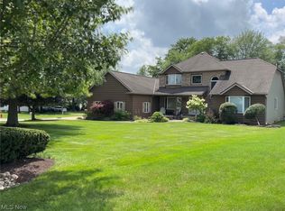 936 Wood Hill Ct, Brunswick, OH