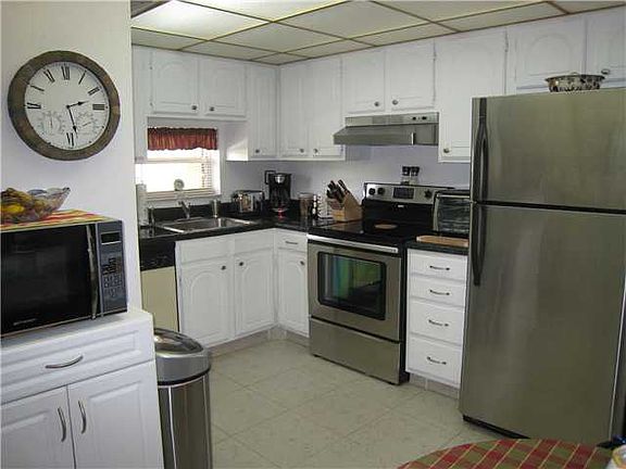2nd image of 8911 S Hollybrook Blvd APT 209