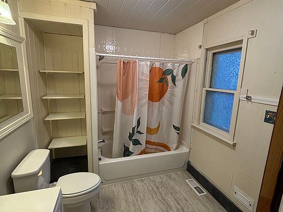 2nd image of 713 Elizabeth St #1
