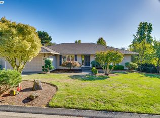4102 Buck Brush Ln, Lake Oswego, OR