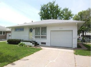 1633 N Hancock St, Fremont, NE 68025