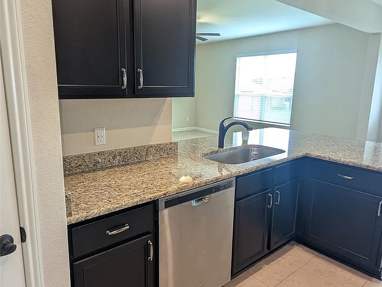 21210 Echo Manor Dr — Photo 3