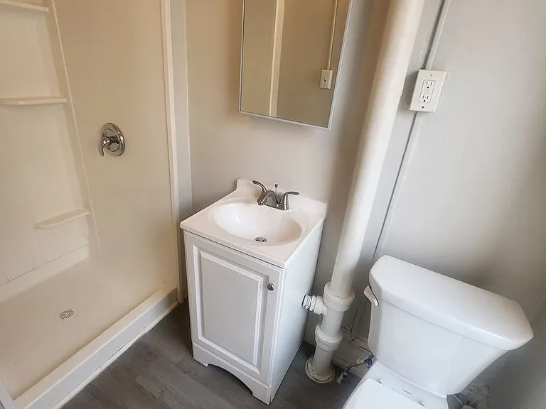 448 W Turner St — Photo 11