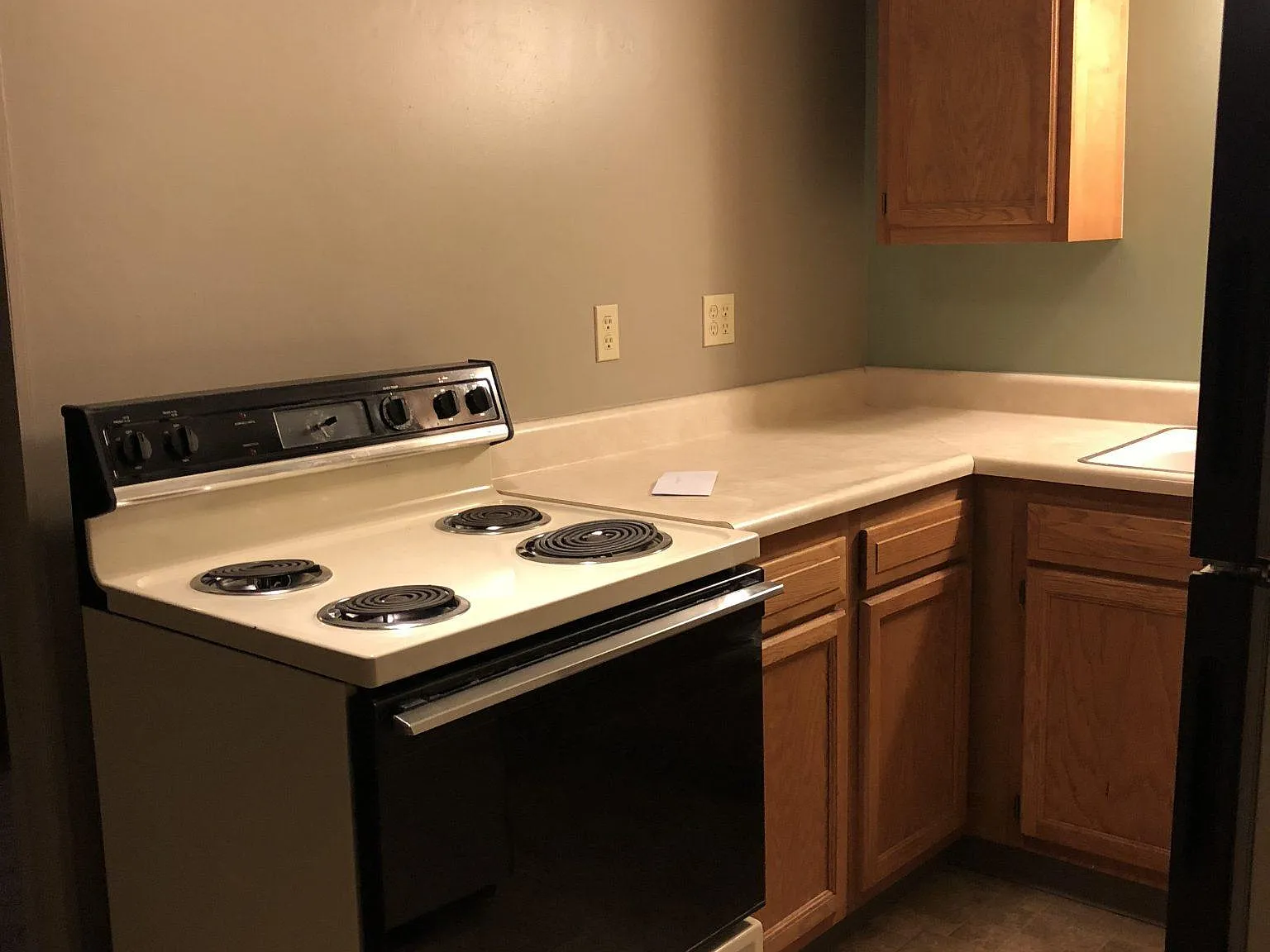 1 bed, 500 sqft, $725 — Photo 2