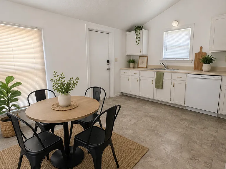 1402 Alabama St #1 — Photo 4