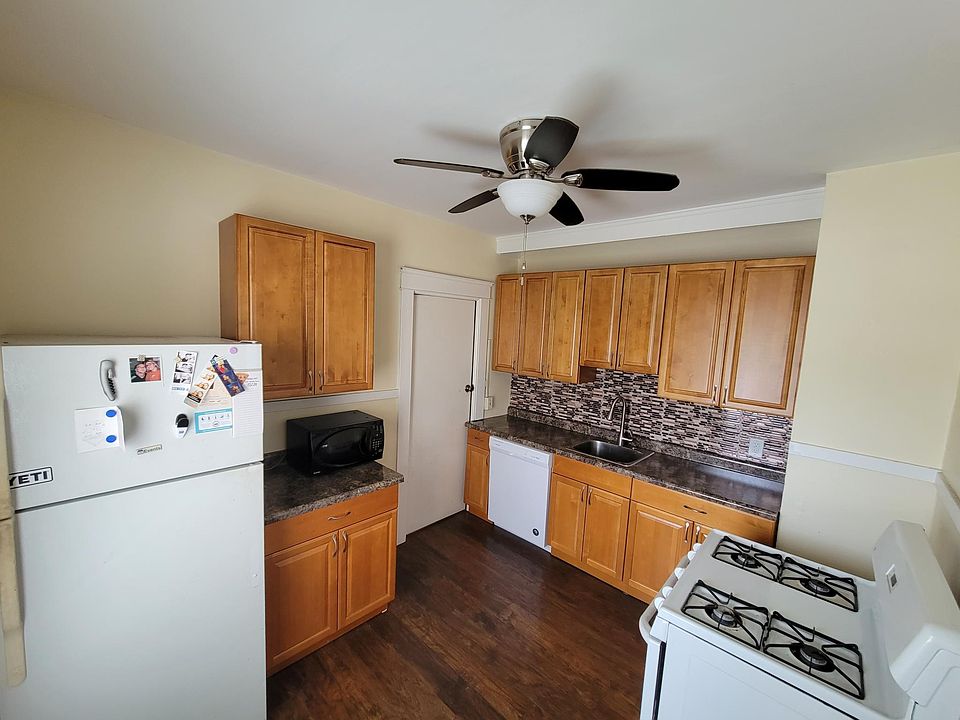 1st image of 18254 Sloane Ave #2