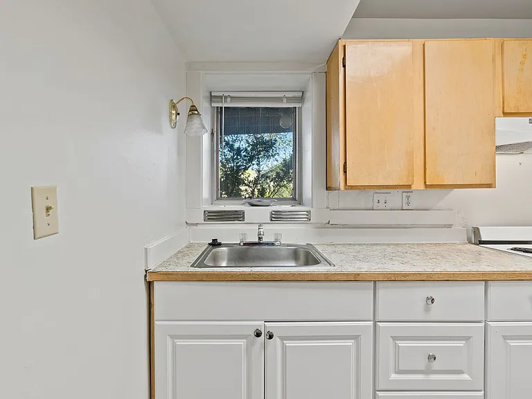 1608 W Main Ave — Photo 36