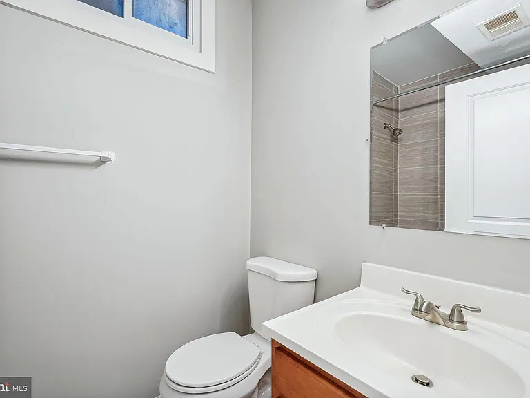 1222 Meigs Pl NE #3 — Photo 11