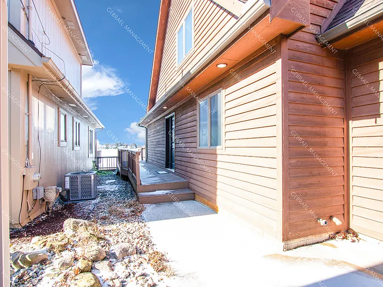 14292 Westman Dr — Photo 7